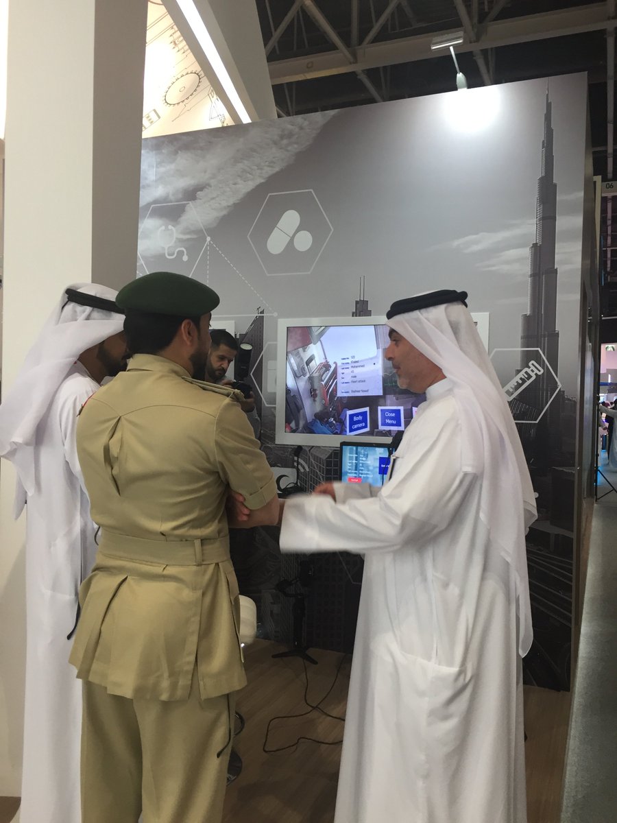 becon's tweet photo. becon LIVE @ #GITEX2019 🎉 #Nokia #becon #5Gbecon #live #future #conference #technology #ambulance #5G #demo #DataCenterLove https://t.co/qbNWo8NIO0