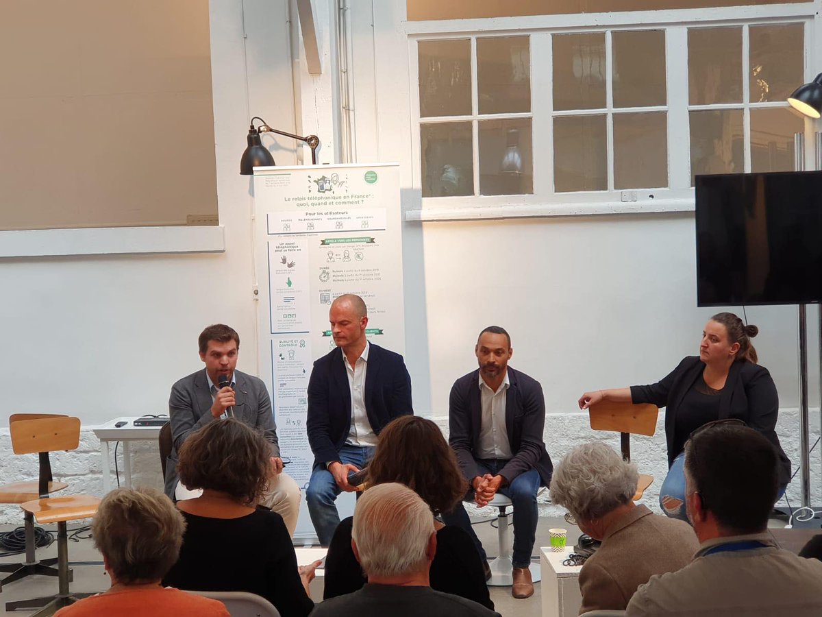 William Debureaux, Directeur des Opérations #Deafi, présent sur scène aux côtés de <a href="/JBoroy/">Jérémie Boroy</a> pour parler des services accessibles aux #sourds ou #malentendants. 

<a href="/PourlAudition/">Fondation Pour l'Audition</a> #Accessibilité