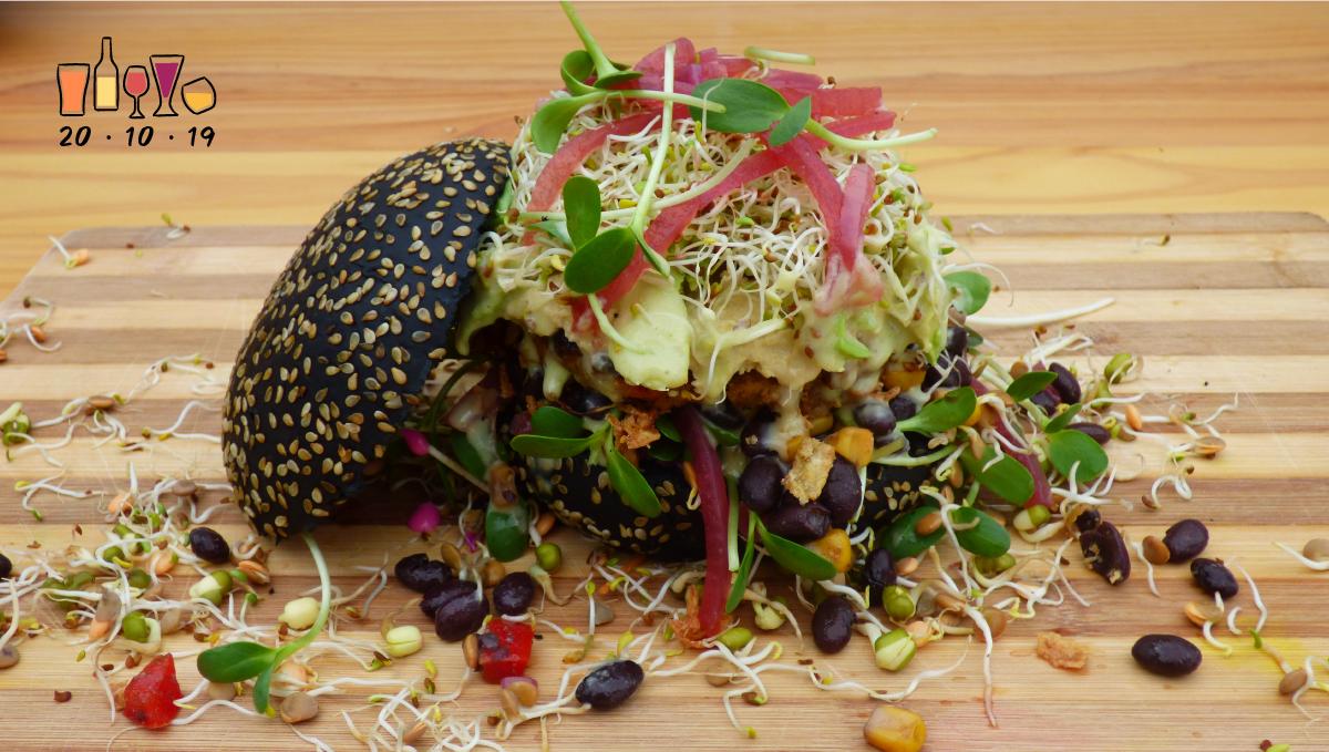 mindfuldrinkSA's tweet photo. We're so happy to announce that @SunshineFoodCT  will be providing their amazing food for us at #mindfuldrinkingfestivalsa. Their 100% organic vegan food is absolutely delicious and their staff represents their brand name so well. #MondayMotivation #Foodie #Vegan https://t.co/nKpbbCfNnw