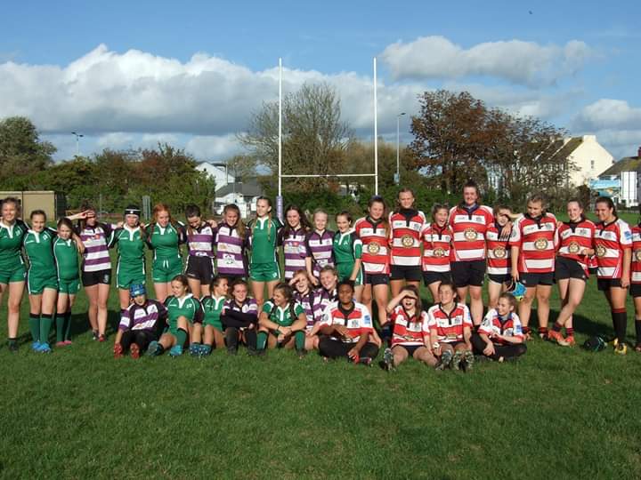 JulieMSprague's tweet photo. Exmouth and withycombe u15's #excombe girls team were in action this weekend, teaming up with @IvybridgeRFC against @PaigntonRFC girls for a fantastic match at @ExmouthRFC. Running out 53-15 winners. New players yrs 9 & 10 welcome. Training on Wed at 7 - 8 pm. @exmouthjournal https://t.co/PA6EXoXUDc