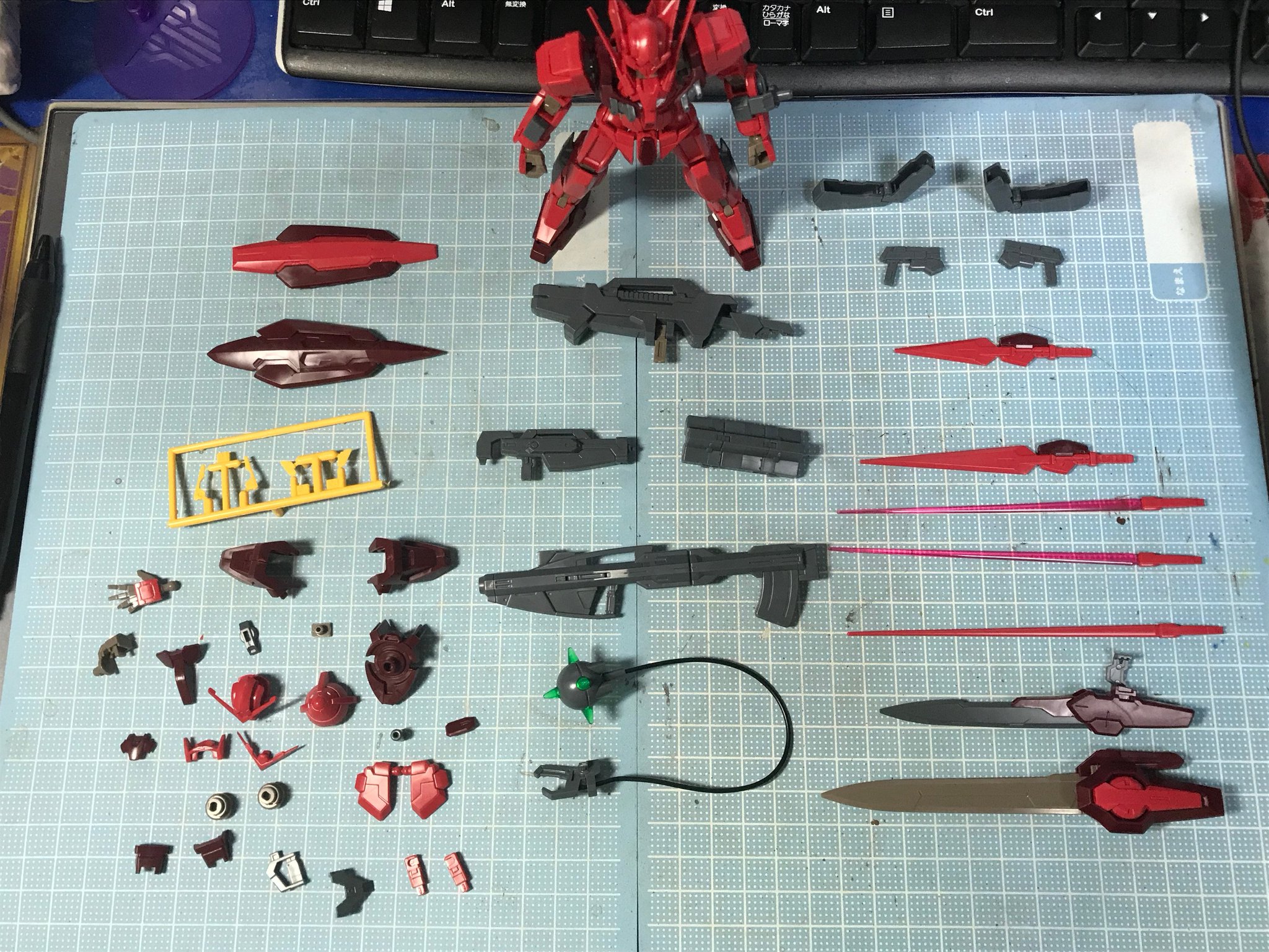 HGガンダムアストレア TYPE-F ジャンク HGガンダムアストレア タイプF