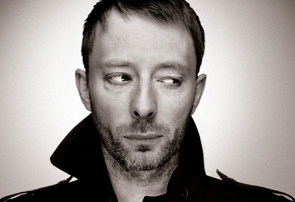 Happy birthday, Thom Yorke.
Hoy en tu honor solo escucharemos tus canciones. 