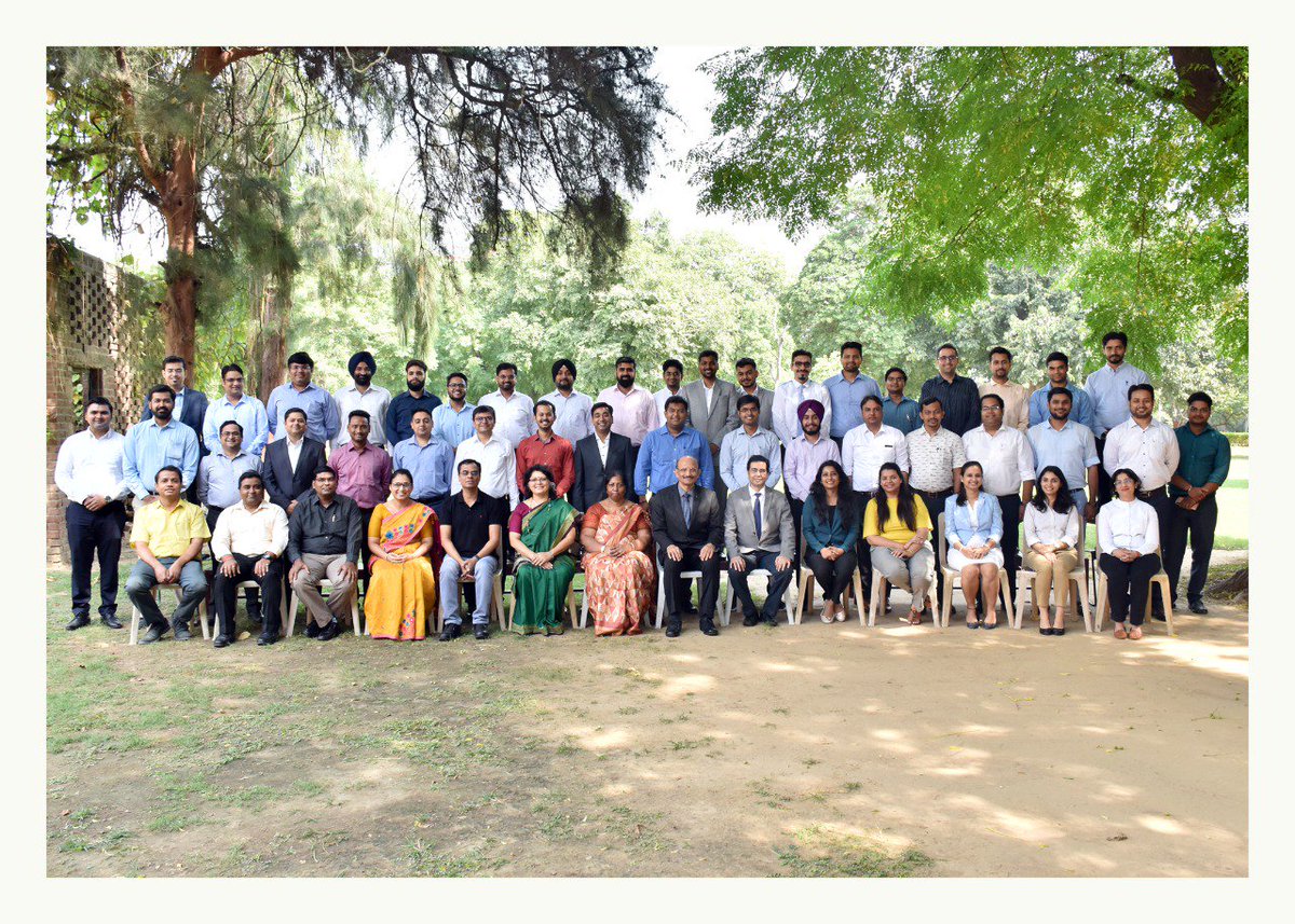 MDIGurgaon's tweet image. MDI Gurgaon inaugrates EMP October 2019 Batch

MDI Gurgaon is proud to announce that it has inaugrated its EMP October 2019 Batch. At the event, the welcome address was given by Dr. Jyotsna Bhatnagar. 
#mdigurgaon #campuslife #mandevian