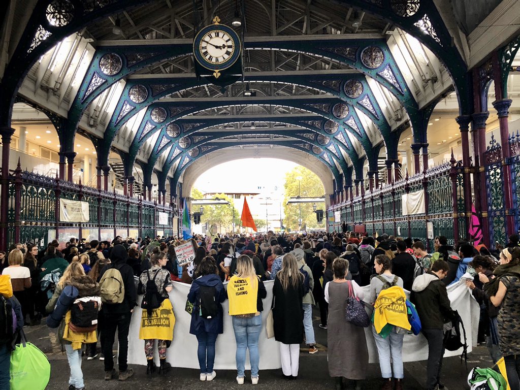 AnimalRising's tweet photo. Day one of a sustainable, plant-based future as the Rebels take Smithfield Market. https://t.co/ZKdvwza7g2