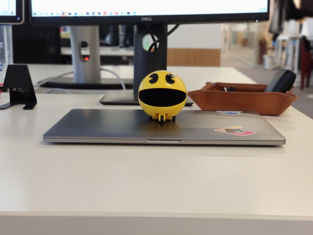 PaganoFelice's tweet photo. Groot vs Pacman contest https://t.co/P5KDUTGSz5