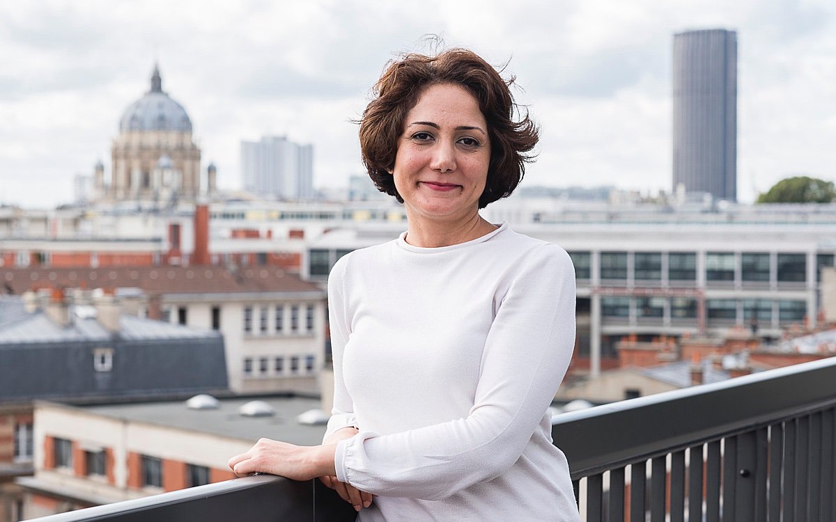 ESPCI_Paris's tweet photo. Portrait de Noushin Dianat, CEO de @Cyprio_FR finaliste du #WomanStartupChallenge ce soir à l'hôtel de Ville de #Paris ! une #startup pour la santé, incubée @PCup_ESPCI issue de recherches menées à l'école ! #hepatopearl
👏
© Emilie Chaix / Ville de Paris
https://t.co/d9SObhsZev https://t.co/KtGftqjjZs
