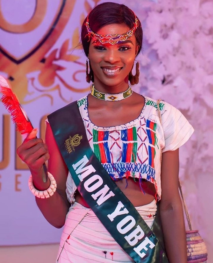 ojulogenigeria's tweet photo. We hereby present to you QUEEN DAMILOLA BANKOLE as the new #missojulogenigeria International (first runner up) 2019/20
#MON2019 https://t.co/k0q2w6NgWo