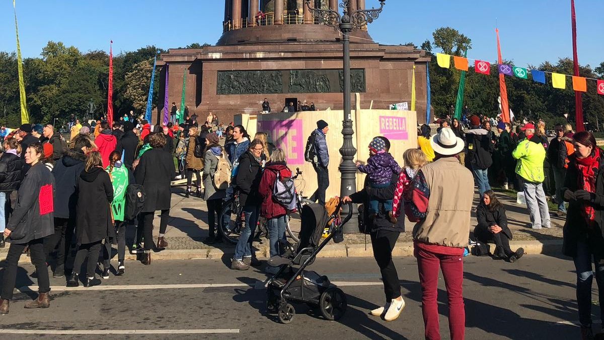 XR Stockholm tweet media