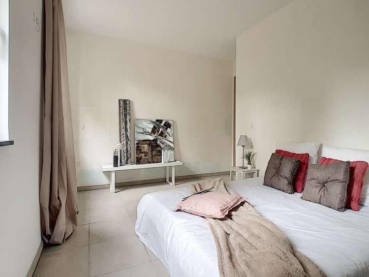 Richt #vastgoed in en verkoop tot 6 keer sneller. <a href="/StyleAtHomeBe/">Style at Home</a> tips:
👉 Met witte meubels in combinatie met hout zit je nooit fout.
👉 Planten brengen binnen naar buiten, zorg voor wat groen
Foto's buff.ly/2OphfLT
#westyleyousell