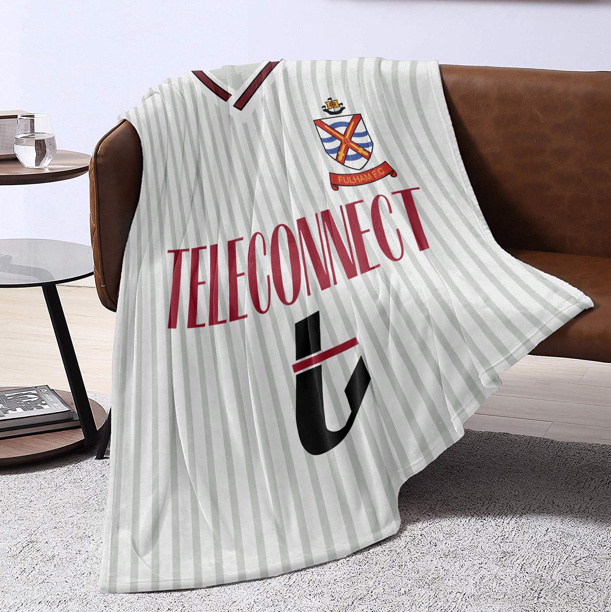 theterracestore's tweet image. Our official @FulhamFC blanket throws have arrived! A whopping 60x60 inches in size, which kit will you choose?

&amp;gt;&amp;gt; theterracestore.com/collections/fu…

Retweet and follow and you could win a free one in the October giveaway! #fulhamfc #ffc