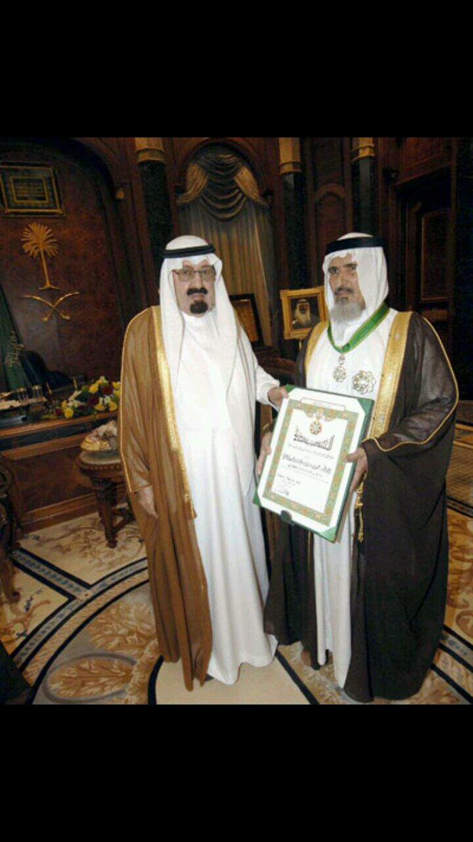 Urc1dBpkEVa55kr's tweet photo. كم يعتز المجتمع ككل بهذا الرجل العفيف النبيل.. المؤمن الأمين.. مواقفه المشرفة كرائحة المسك تعطر المكان والزمان.. لله درك (ياشيخ العافين) لم تنل مجدك بالرياء والهياط وعلى حساب الآخرين ولكنه بمواقفك التي احتفت بها القياده السعودية حتى اعتبرتك قدوة في العفو والتسامح.

@AL_Tooan1439 https://t.co/6BRg6qpvTq
