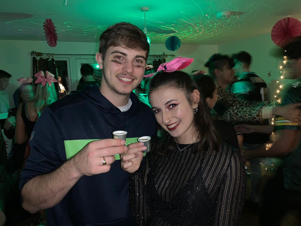 Waves Cheerleading 🌊 tweet media