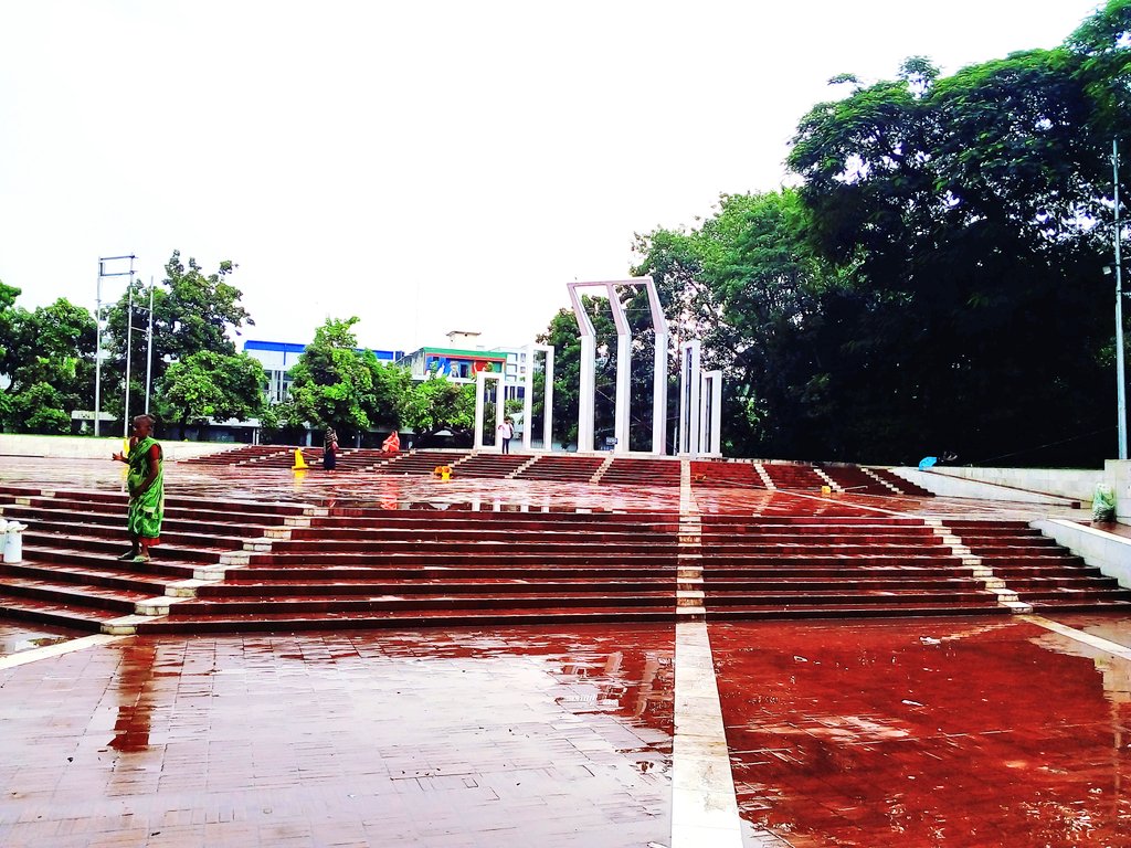 JoyKumarDey9's tweet photo. #Central_shaheed_minar https://t.co/cSsiQIyblg