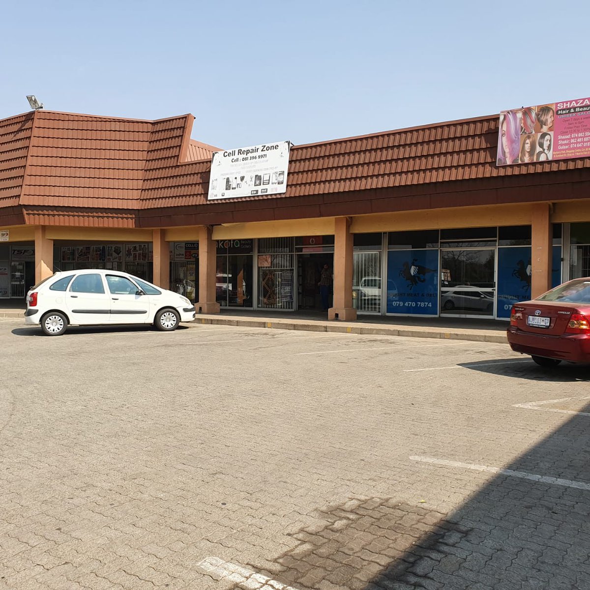 TargetReal's tweet image. Mayberry Park Shopping Centre–Alberton
Neighbourhood Shopping Centre
Ample customer parking
Retail units available TOLET from 75sqm to 1500sqm
Ideal for bottle store,supermarket,furniture,food outlets,medical suites,etc
HOWARD 083 6403658 OR 011 4407373