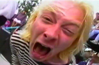 IT\S THOM YORKE\S BIRTHDAY!??! OH FUCK!! AHHHH!!! HAPPY BIRTHDAY KING!! SORRY IT\S GOTTA BE ON A MONDAAAAAY! 