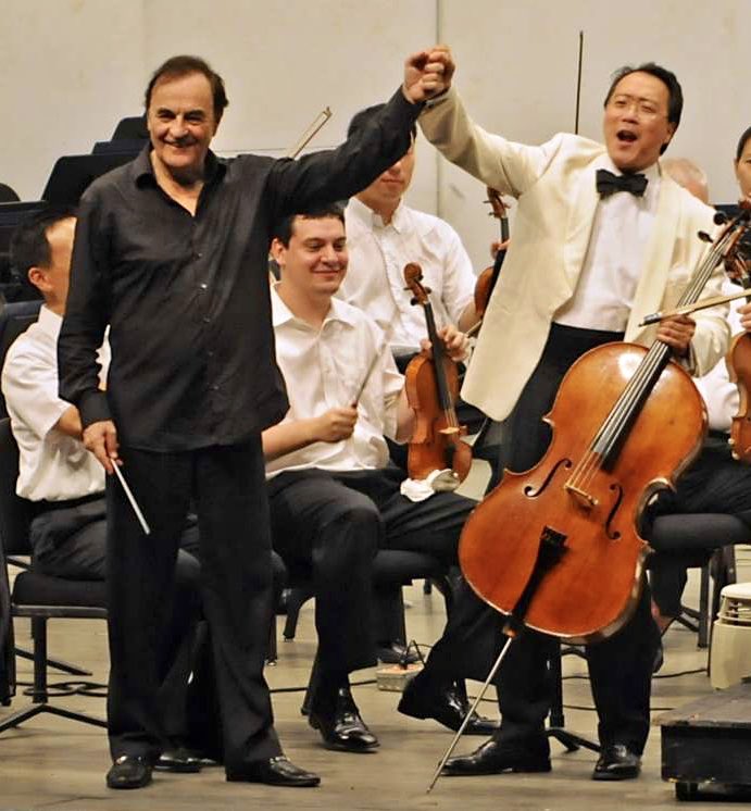 Happy birthday today to my dearest Charles Dutoit and Yo-Yo Ma ! 