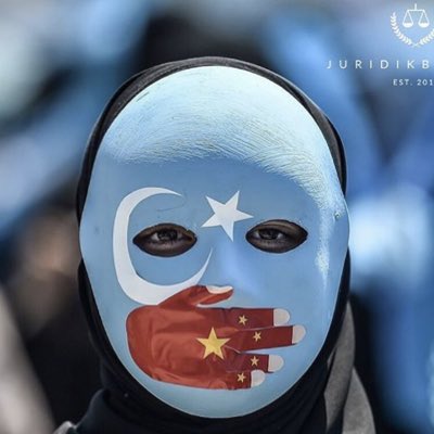 moaB10's tweet photo. Västvärlden som vi lever i har sagt sitt. Som vanligt när det gäller muslimer så väljer man att blunda för det och skita i, Ingen media har tagit upp detta och folk säger vi lever i en demokrati. Vi lever i en demokrati när det gynnar dem bara.. Må gud vara med oss #NewProfilePic https://t.co/LOeu8byEb1