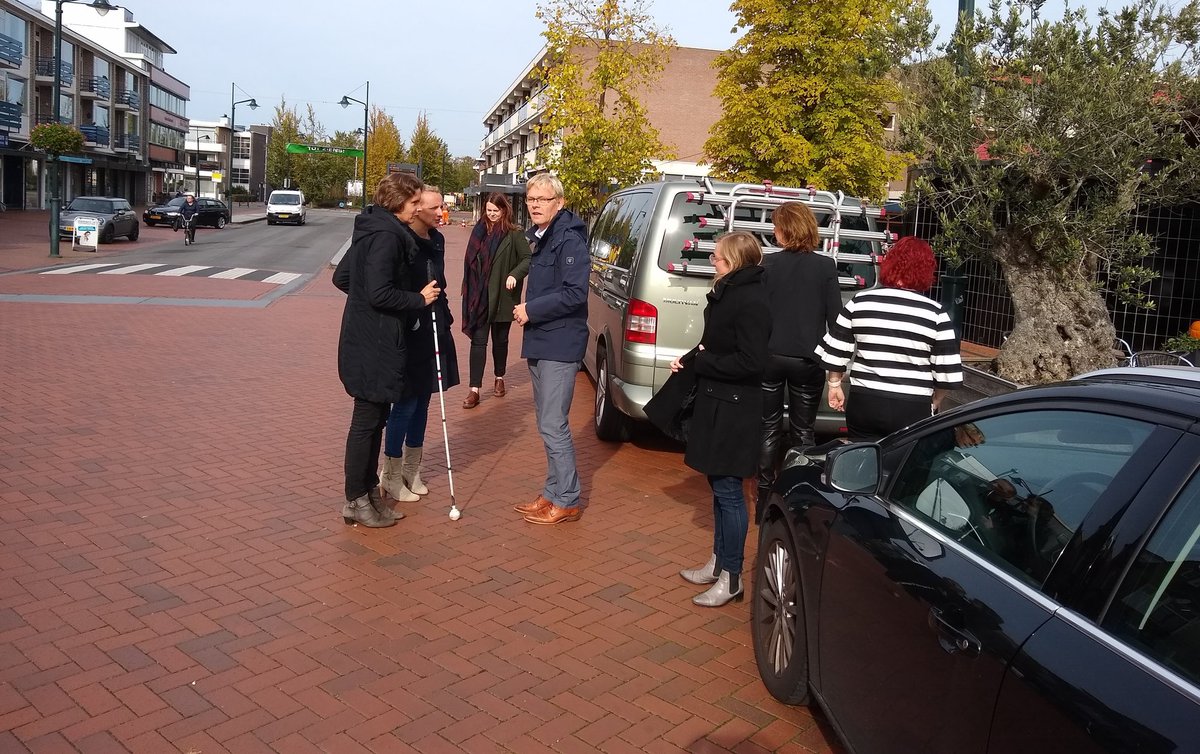 rubenkoman's tweet photo. Rondleiding @KonVisio @Haren van collega @BartMelis @KonVisio rondom #SharedSpace Interessante dag om locatiewerk #visuelebeperking te ontdekken. Ook workshop #Lichtlab en veel meer... https://t.co/DPudZKmMMi