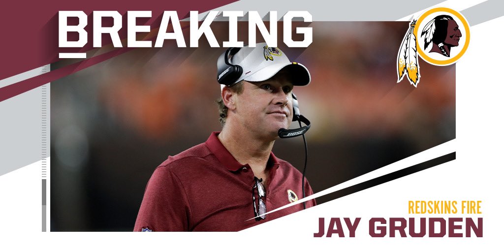 NflTurk's tweet photo. Dün akşamki kötü sonucun ardından 5. hafta sonunda hala galibiyetle buluşamayan Washington Redskins'te baş antrenör Jay Gruden ile yollar ayrıldı. (https://t.co/o5SdOPRH8z) @Redskins https://t.co/rfH11f3XUQ