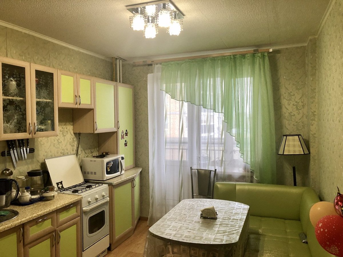 VolgaCheboksary's tweet photo. Продается просторная 1-комнатная квартира в кирпичном доме на 6 этаже, площадью 45 кв.м.
----------
Адрес: г.Чебоксары, ул.М.Павлова, д.39
Цена - 2 390 000 рублей!!! https://t.co/27kI2Hex0P