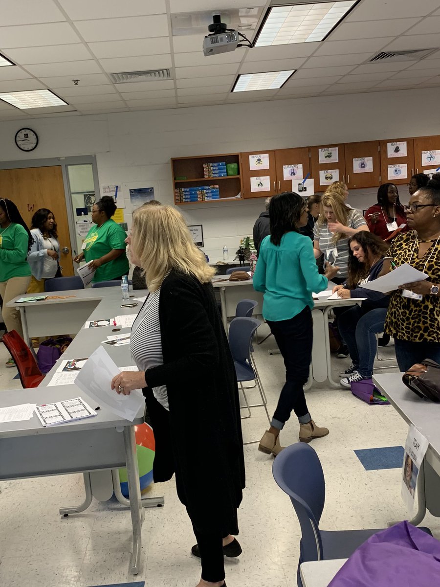 GlamourPrestige's tweet photo. I was beyond excited to present at the 13th Annual Raising the Bar Conference for Early Childhood Providers! 
My presentation was called “Special Education is a Stepping Stone not a Stigma on the Road to Success.” @smithread4pps  @CHHRNews #prettyteachers #raisingthebar https://t.co/jPJwxlDUwj