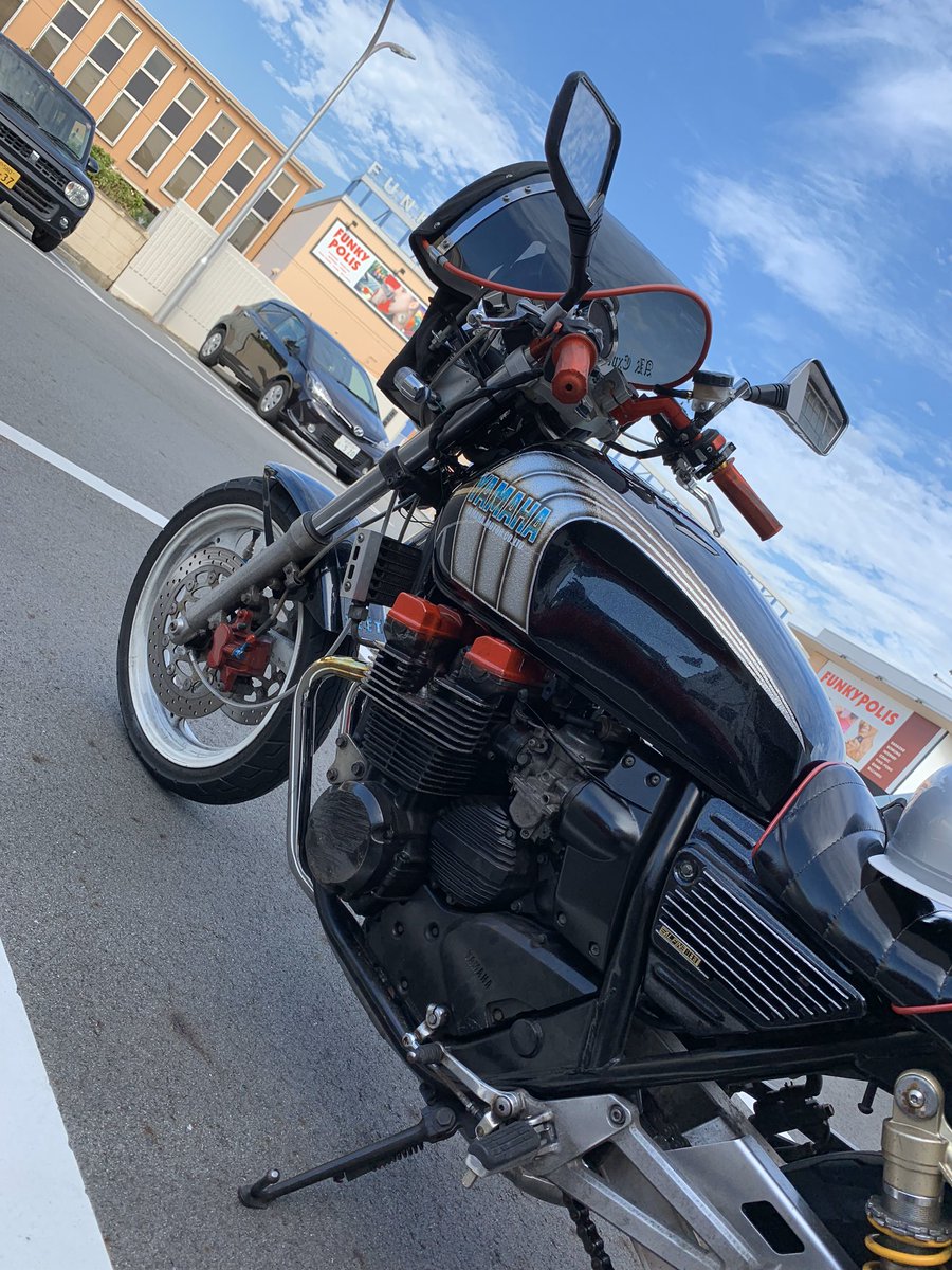XJR79862276's tweet photo. #XJR売ります #XJR400  #cbx  #cbr https://t.co/pAbFEnUxb0