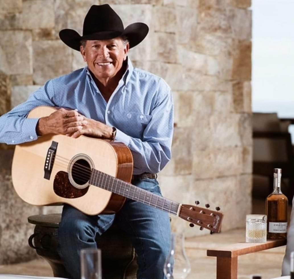 jonj8190's tweet photo. George strait https://t.co/kN1gHDGFLs