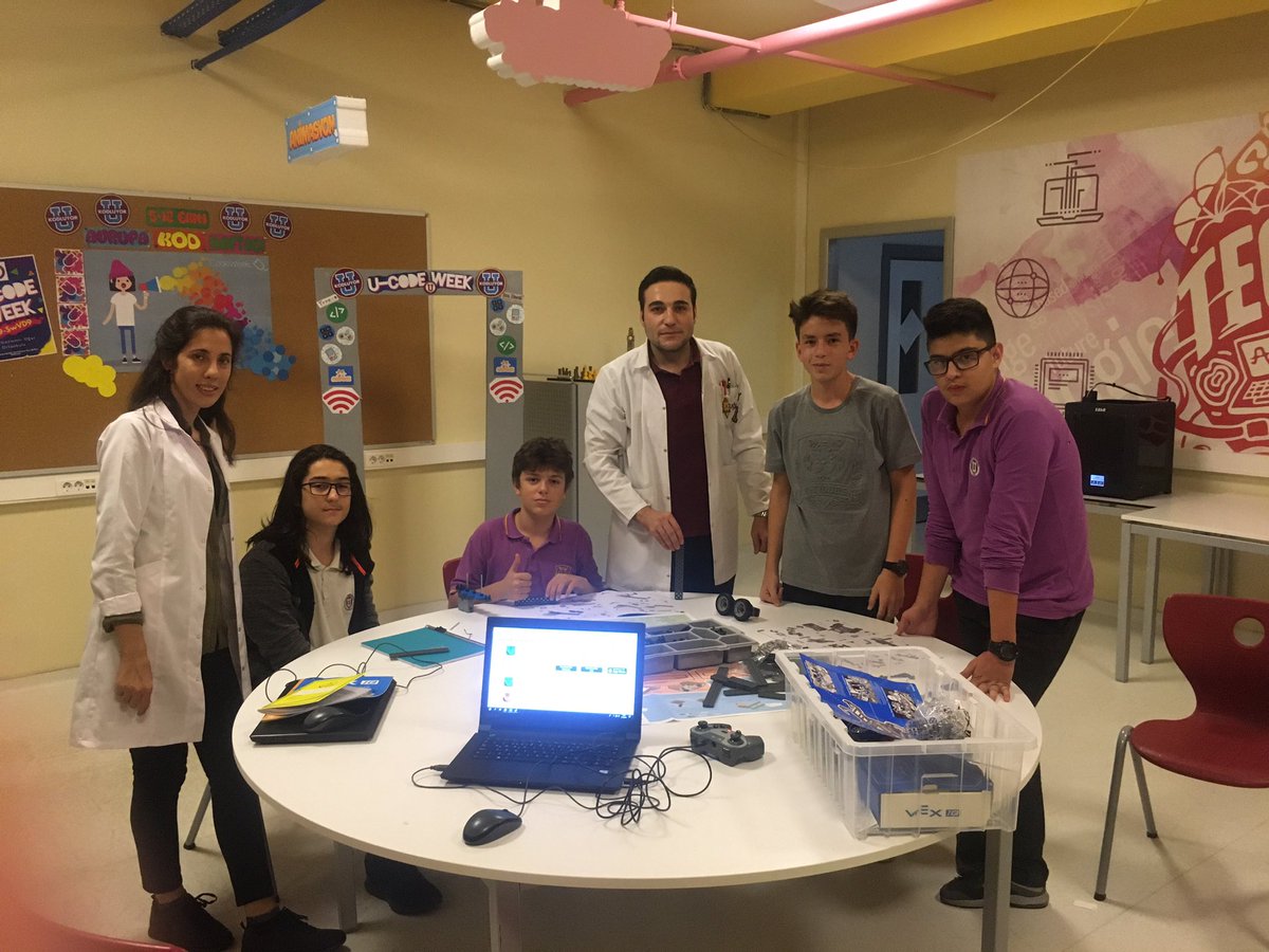 LeventURL's tweet image. Wex Robotics Kulübü çalışmalarımız 👍🏻 Severek yap yaparak öğren. #wexrobotics@GaziemirKampus @UgurOkullari @AhmetPaksoyy @burcingg @EnverYucel @nevzatkulaber @nilcicek