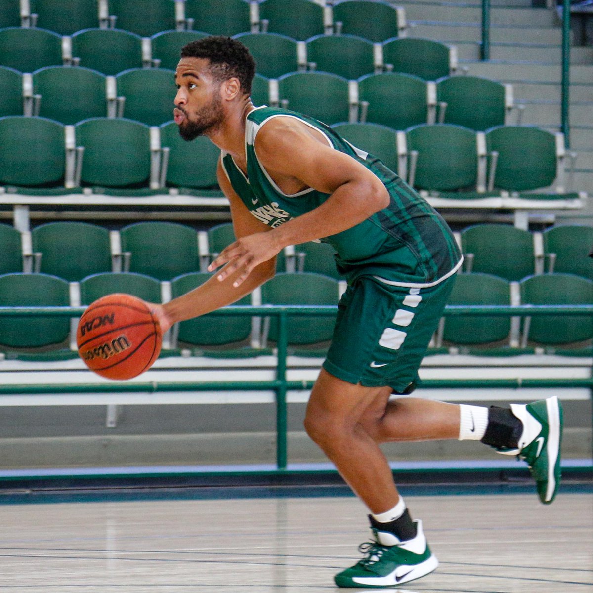 Jacksonville Men’s Basketball 🏀 tweet media