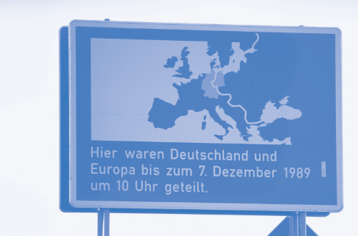 09.10.1989 Leipzig. 70'000 Menschen demonstrieren mutig. Ein Schlüsselmoment der Wende.
09.10.2019 Olten. Von 18 bis 21 Uhr feiern wir den 30. Jahrestag mit Filmausschnitten, einem Gespräch mit dem Zeitzeugen Burkhard Behr und einem Apéro.
Gespannt? bit.ly/2Mxh5zR