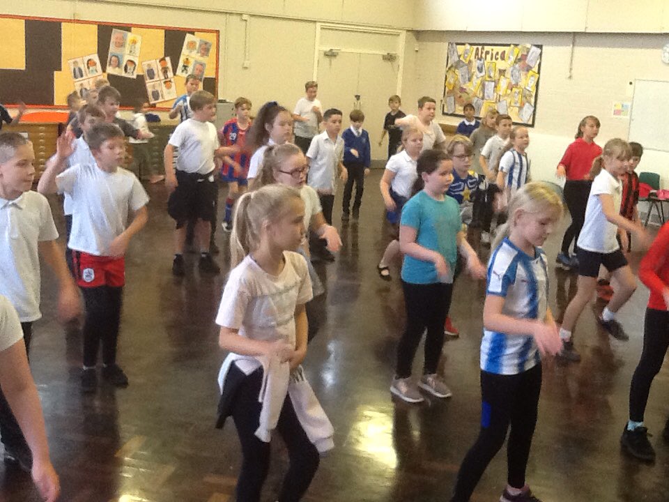 BattyefordY5's tweet photo. Thanks to Mr Mennell Year 5 enjoyed an active dance session.  We worked hard and had a fabulous time! @Battyeford https://t.co/KMG1S5yPLu