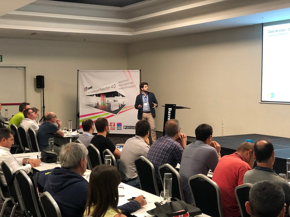 Rittal_ES's tweet photo. David Caballero (EMASA) "Gracias a la digitalización, estandarización y automatización de nuestra producción y sobre todo gracias al uso del centro de mecanizado Perforex de Rittal Automation Systems, hemos reducido el tiempo y los costes de producción en un 90%." #SEAP40 https://t.co/OGAQSAxlfl