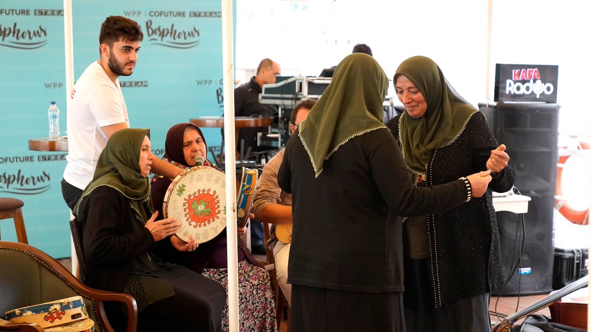 CofutureStream's tweet photo. "Unconference" felsefesiyle #WPPCofutureStream hız kesmeden devam ediyor. #CoFutureStream2019  #wppstream #wppcofuturestream #wppcofuturestreambosphorus https://t.co/a2sT2tUdsz