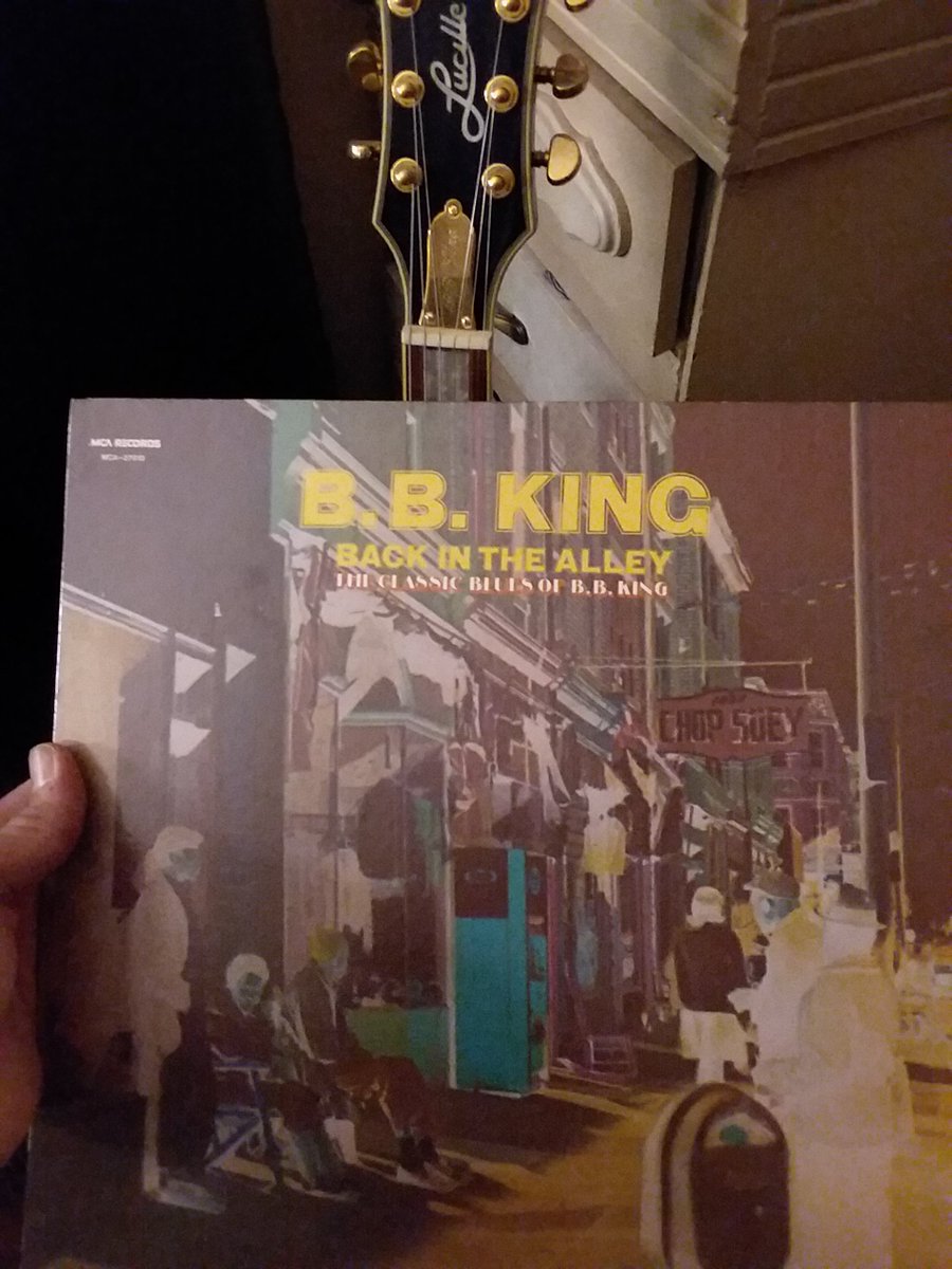 I also found some #bbking on vinyl as well! Pretty cool! 😊