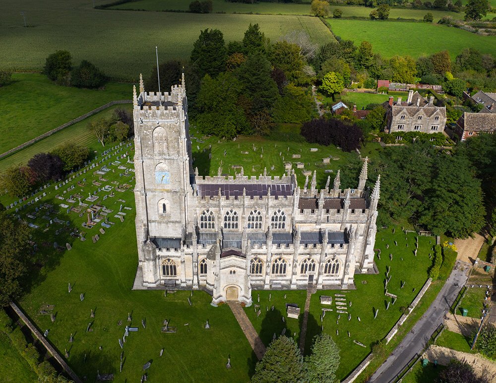 skynamite's tweet photo. The sun came out to highlight St Mary’s. #Wiltshire #Church #Drone #dronephotography #aerialphotography https://t.co/nx0ulsEx4h