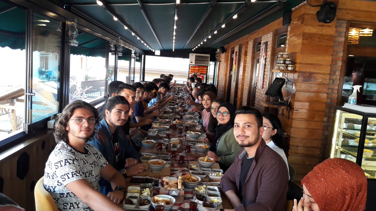 Ktuisbbk's tweet photo. İstatistik ve Bilgisayar Bilimleri Kulübü olarak gerçekleştirmiş olduğumuz Bölüm Tanışma kahvaltımızda bizimle birlikte olan herkese teşekkür ederiz. 🙂 https://t.co/Orcvfg2tZS
