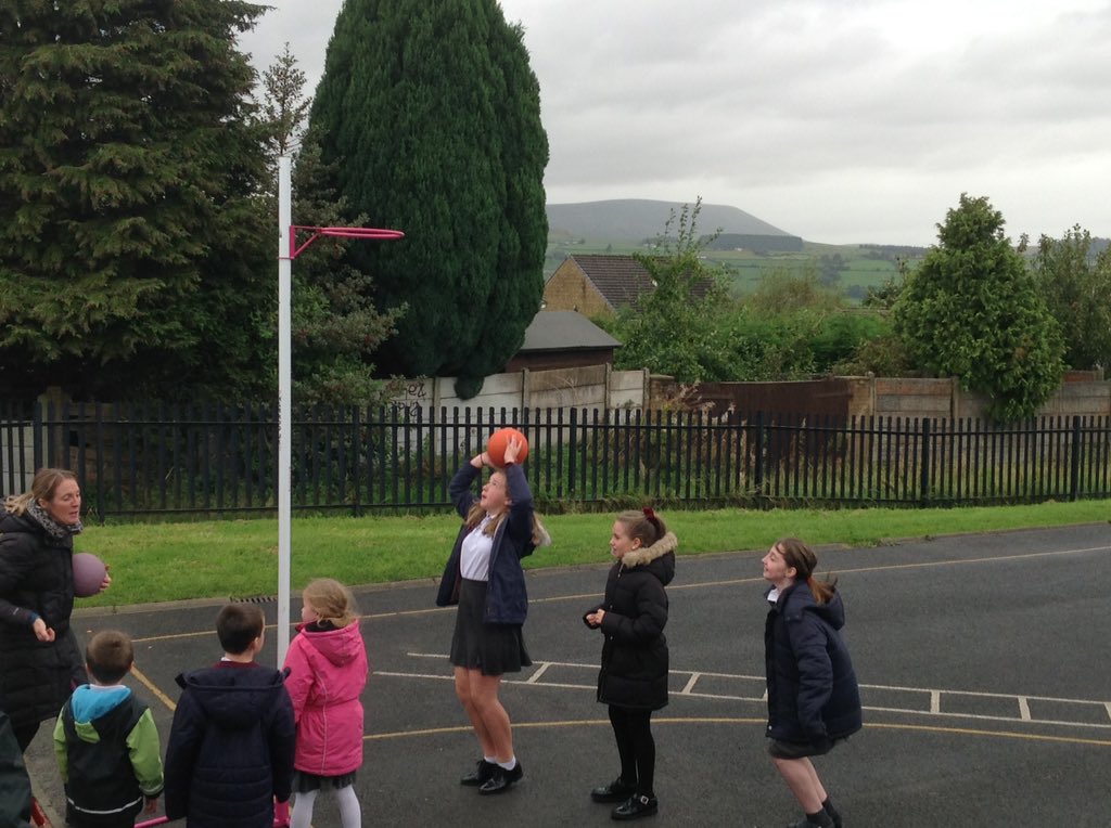 Holytrinityrc's tweet photo. πππOur Y5/6 Netball Team are practising their shooting skills with Mrs Phillips. #netball #high5netball πππ https://t.co/uP3xgtfxRk