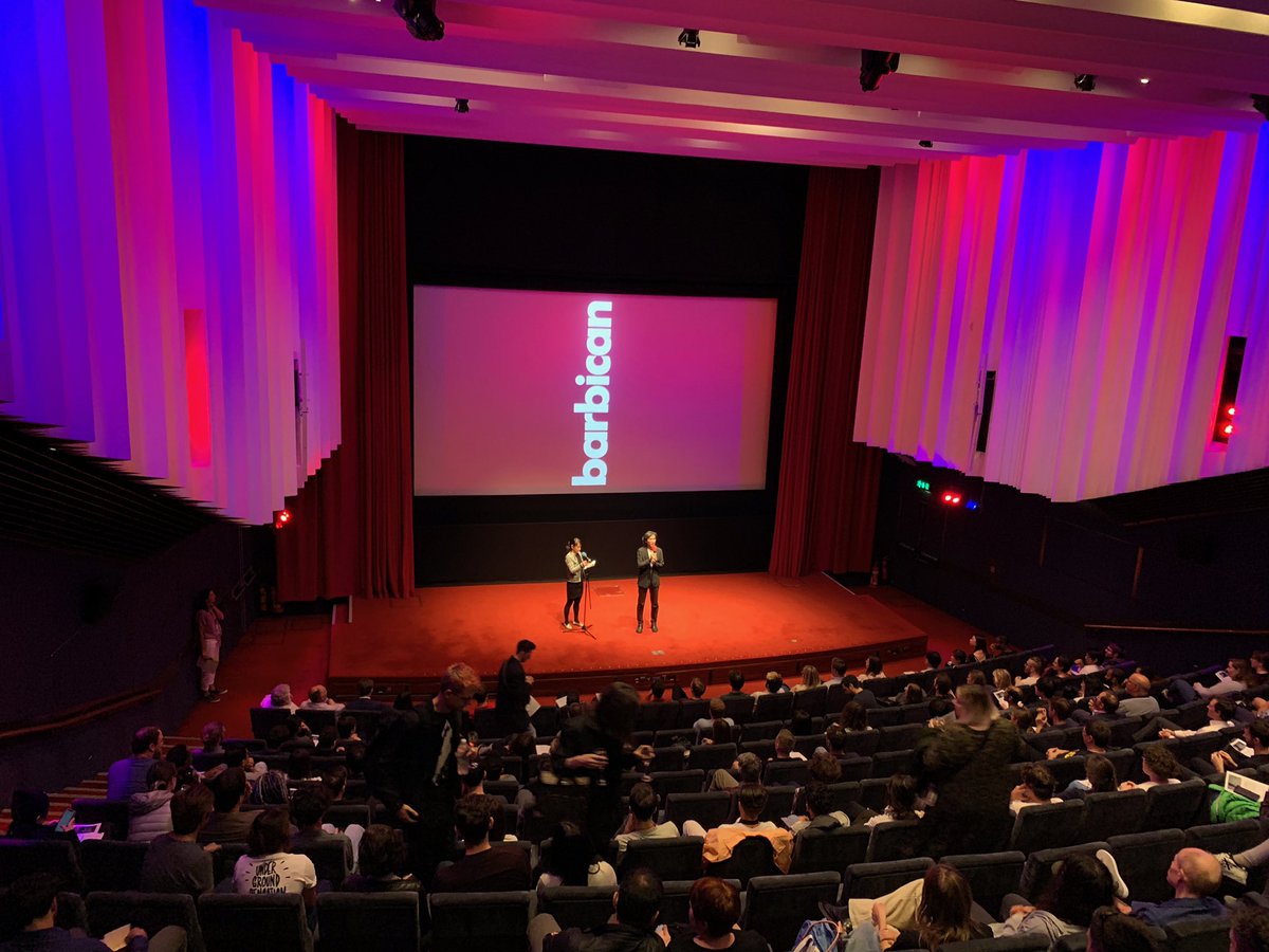 河森正治 Shoji Kawamori 河森 〆切に追われ だいぶ報告遅くなってしまいましたが 先月のロンドン バービカンセンターでは多くのファンの皆様にお会い出来ました 久し振りのイギリスは伝統ある文化の薫りと 洗練されて進んだ事がうまく融合し 河森正治 Shoji Kawamori 河森 〆切に追われ だいぶ報告遅くなってしまいましたが 先月のロンドン バービカンセンターでは多くのファンの皆様にお会い出来ました 久し振りのイギリスは伝統ある文化の薫りと 洗練されて進んだ事がうまく融合し