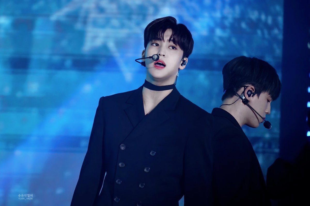 yuvin_halmi's tweet photo. 191006 서울뮤직페스티벌 2019SMUF

단추부자오빠 

#송유빈 #YUVIN #SONGYUVIN #SMUF2019 #김국헌X송유빈 https://t.co/1EvOovjk3H