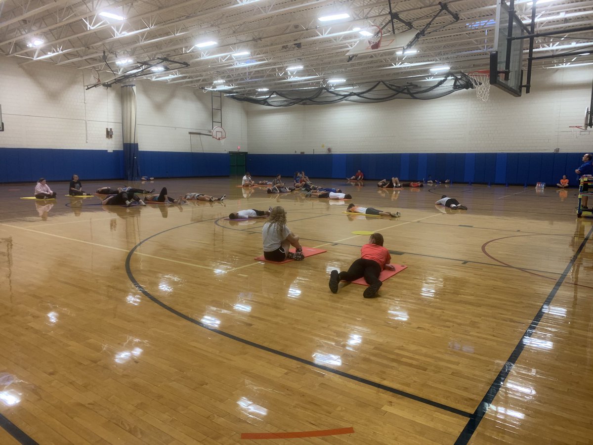 Starting off this #mindfulness week by stopping and listening to our own thoughts without judgement.  <a href="/PosProject/">The Positivity Project</a> @NSyracuseNSJH