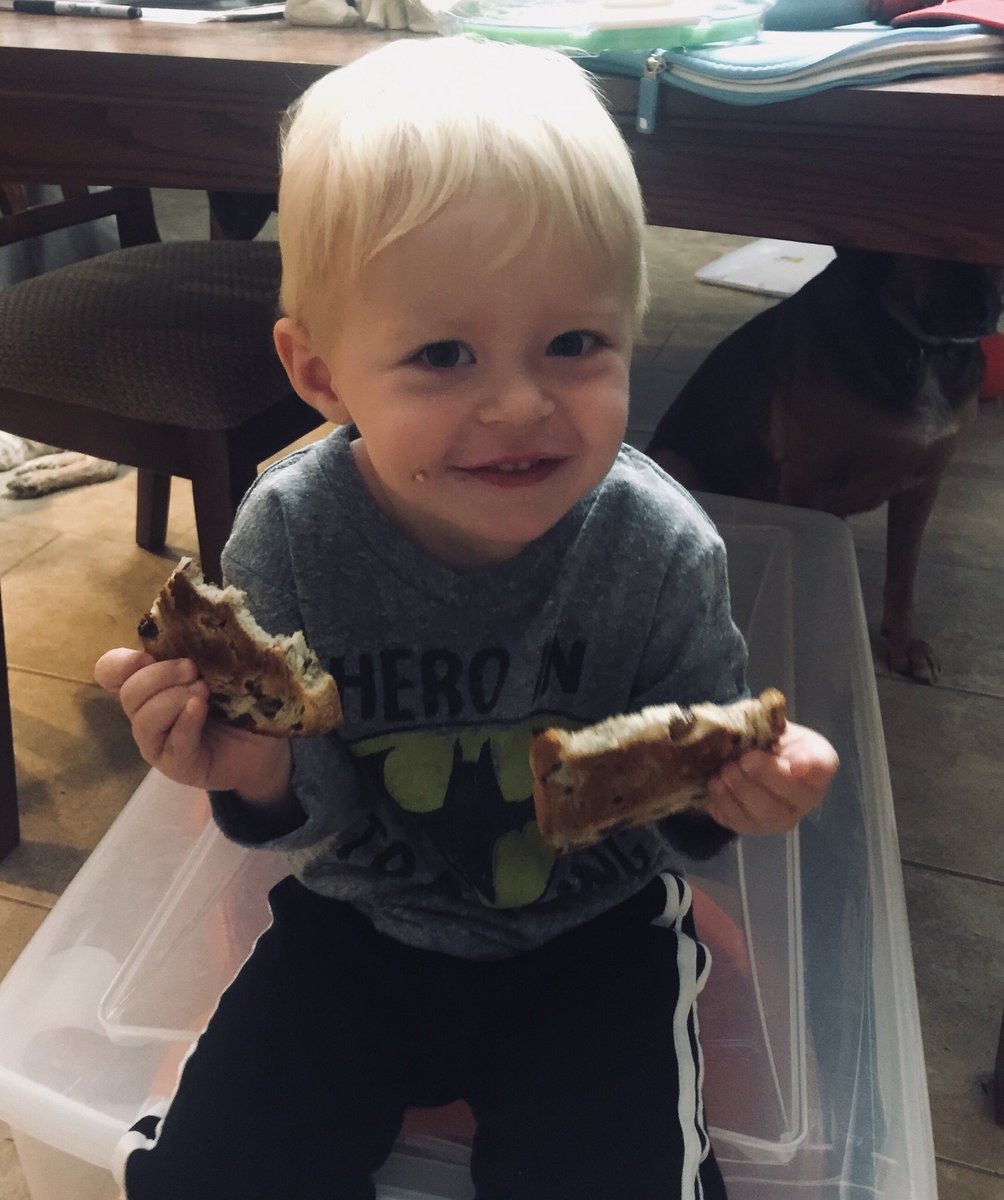 colereif's tweet photo. Double fisting it at 7 o’clock in the morning is the only way to get through a Monday. #mondays #FitzLIFE #yaytoast https://t.co/KaWsfjLKjs