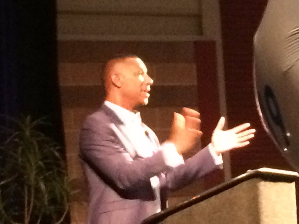 SHRMnwnj's tweet photo. “Growth and Comfort cannot coexist.” SHRM President @JohnnyCTaylorJr speaking now as keynote at #GSCSHRM19 . #shrm #hr #success #definingtalent #gamechanging #thenewimperative https://t.co/lE1b1H5V30