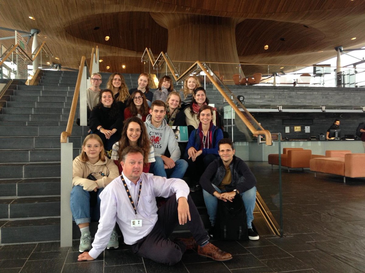 UNAExchange's tweet photo. ๐Tomorrow, all of our new volunteers in Wales will meet in Cardiff for the first day of their on-arrival training! ๐ฅณ๐
#throwback #UNAExchange #InternationalVolunteering #onarrivaltraining #EuropeanSolidarityCorps @ProMoCymru @ASHWalesCymru @BGCWales @NTStackpole @ValleysKids https://t.co/KPQBdMe3bv