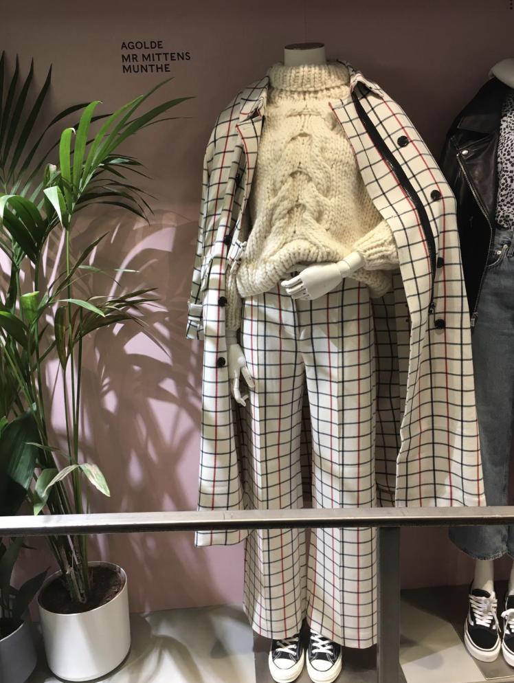 Harrods's tweet photo. NEW IN THIS WEEK | Things are looking very chic in Fashion Lab with these new arrivals from #Munthe . Find the collection on the Fourth Floor.
#Harrods https://t.co/kBLxg9JSz5