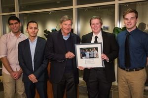 Thanks to an endowment from Scott MacDonald, our Community Service Scholars program offsets tuition costs for a cohort of students. Scholars also receive training, mentorship and support in pursuing their public service interests! buff.ly/2mHGmOw #CCPS20