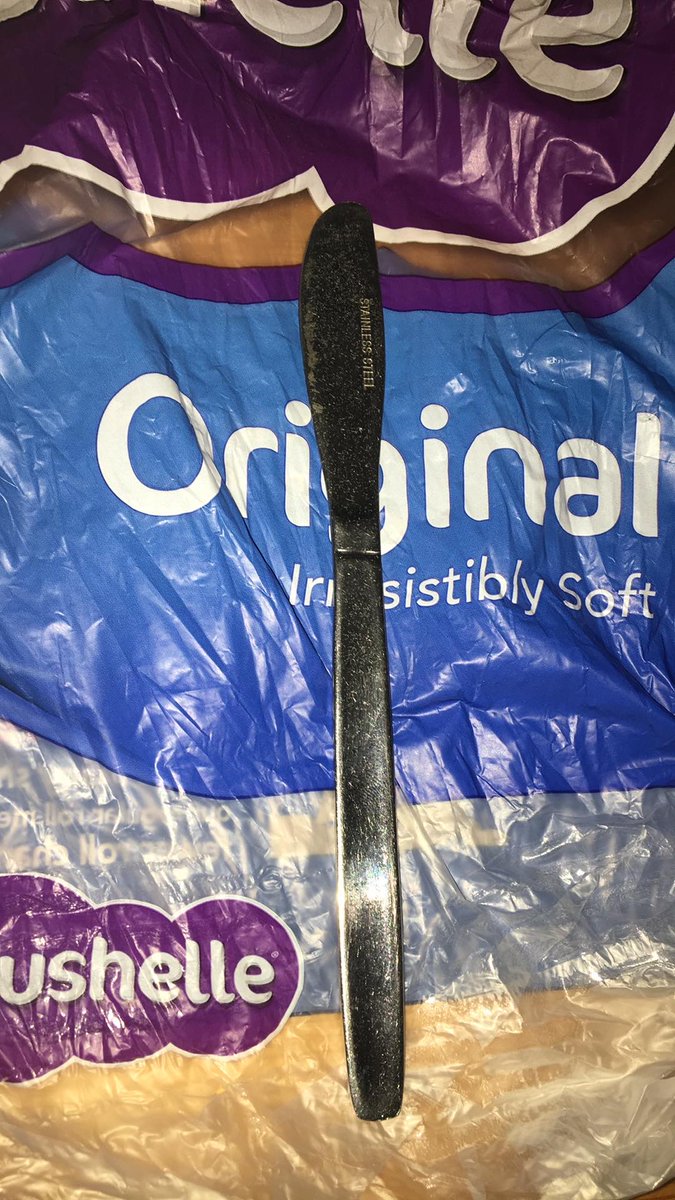 LionelTriangle's tweet image. My dear mother just took a trip to the toilet. For decency's sake, I shan't say why (Suffice to say, a wipe was required). Imagine her dismay as she plunged into a new pack of #cushelle from @Morrisons (#sheffield) to find THIS! 

Please tell me this isn't what it looks like 🤮