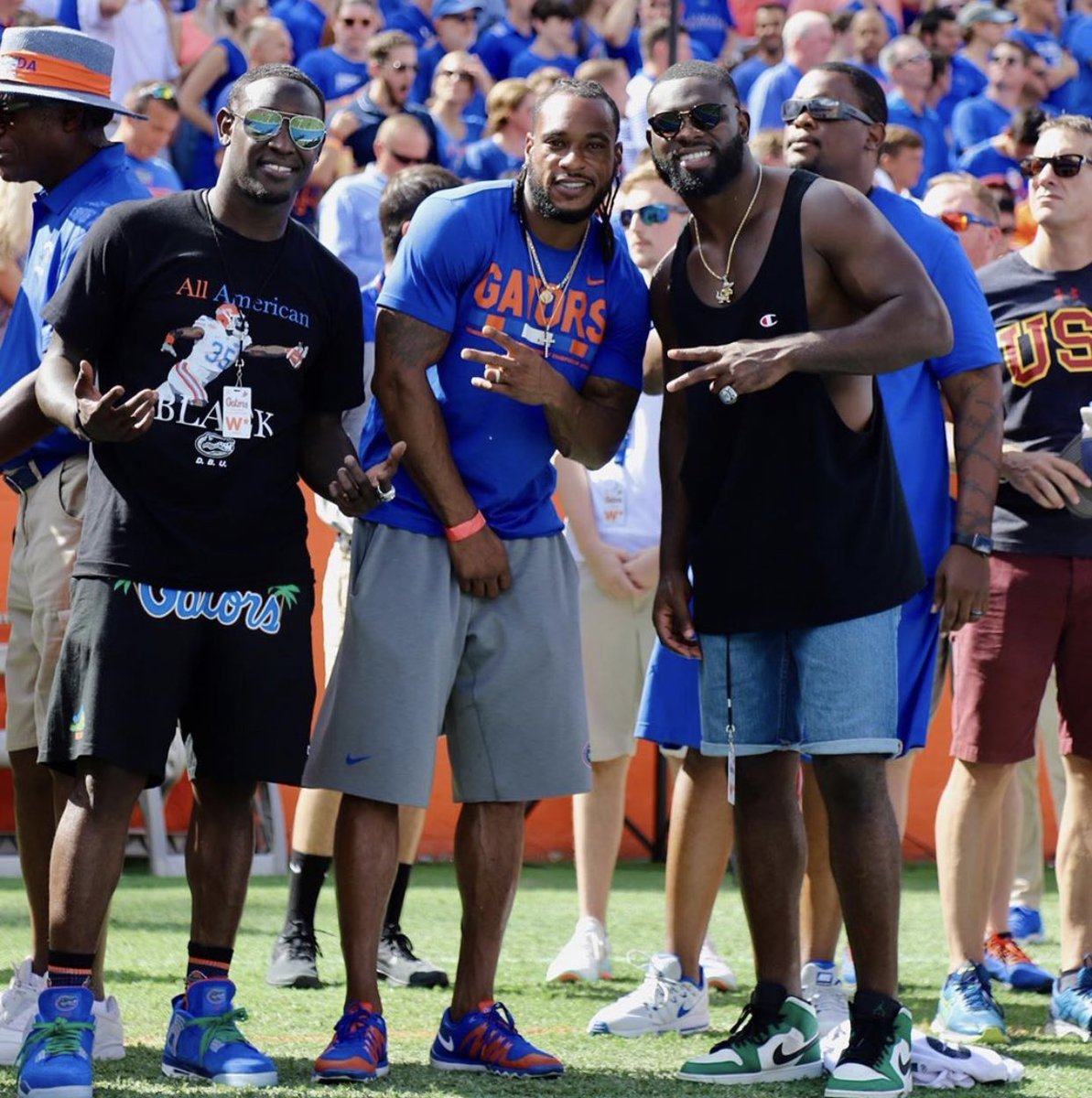 Gator_Kicks's tweet photo. 3 size Large Legend edition @ahmadblack35 tees left please go to our site and snag one so we can move on to our next preorder session. Thanks to everyone who already ordered! More merch coming soon! Stay tuned!⏳
#GatorKicks https://t.co/wce8i00hBb 🐊 https://t.co/7Q5BfCAU8G