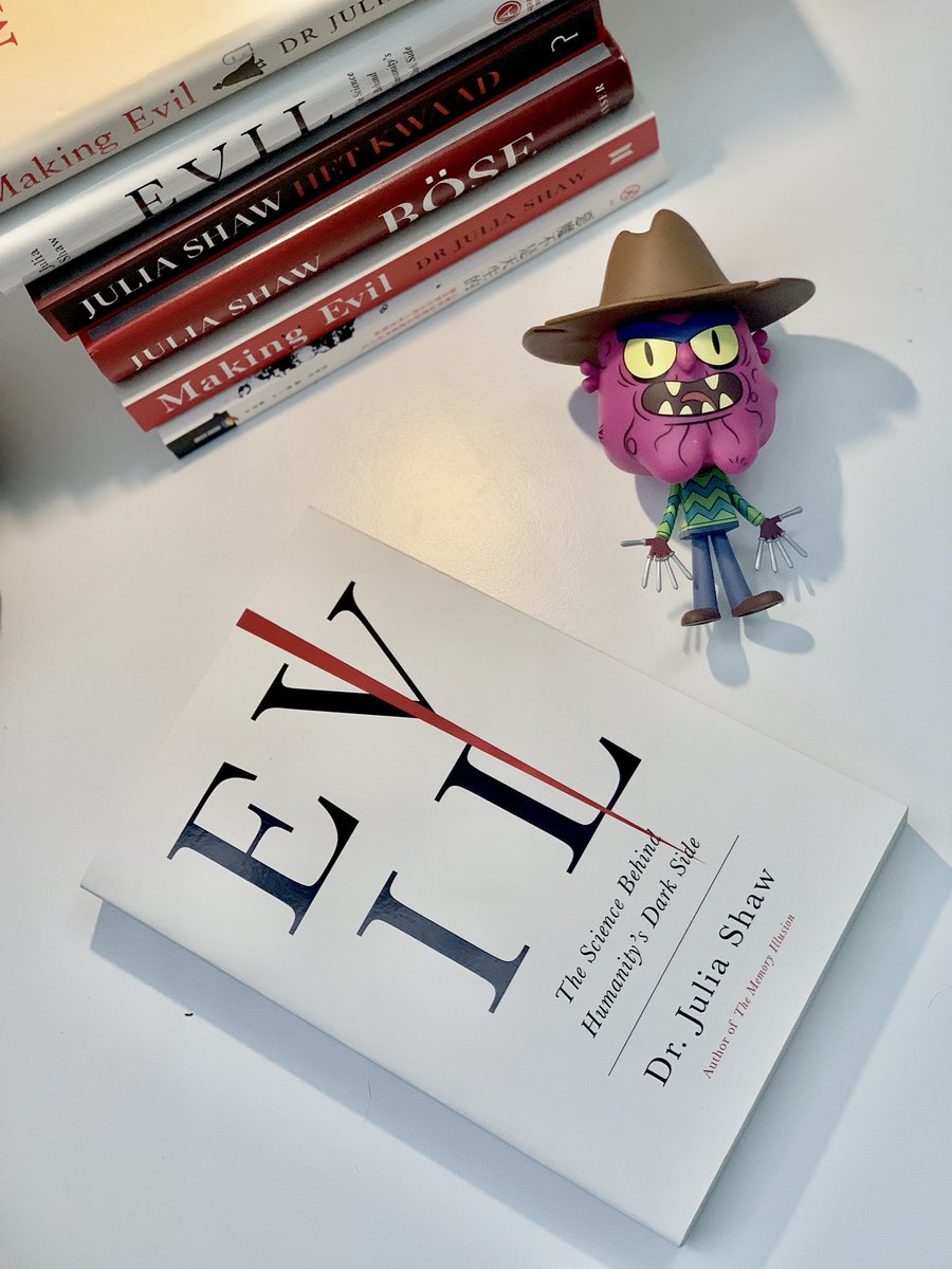 drjuliashaw's tweet photo. Happy October! To celebrate Halloween, why not give your friends (or yourself) a copy of #MakingEvil 😈? Books are way better than sweets...

Want a signed copy? I’m doing a Halloween #givaway 🎃 Share this post &amp; comment with your fave #Halloween movie to enter. https://t.co/fi5lHmhLas