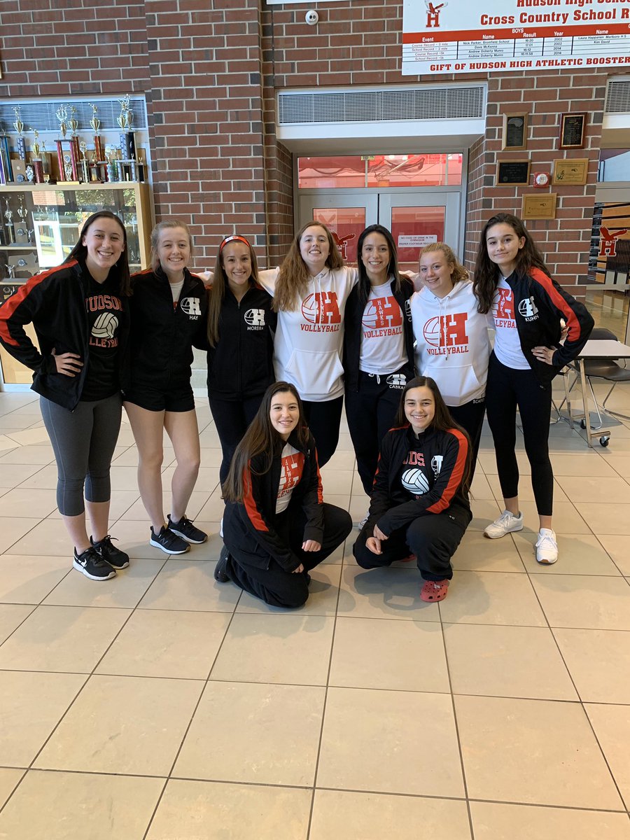 SPIRIT WEEK GAME❗️❕EVERYONE SHOW UP AT 5:15 AND SUPPORT OUR LADIES🏐🏐🏐AS THEY TAKE ON  THE GROTON-DUNSTABLE TRASHCANS🗑🗑🗑 ITS MONDAY NIGHT YOU HAVE NOTHING BETTER TO DO SO SHOW UP AND GET RoWdY❗️USA THEME🇺🇸🇺🇸🇺🇸