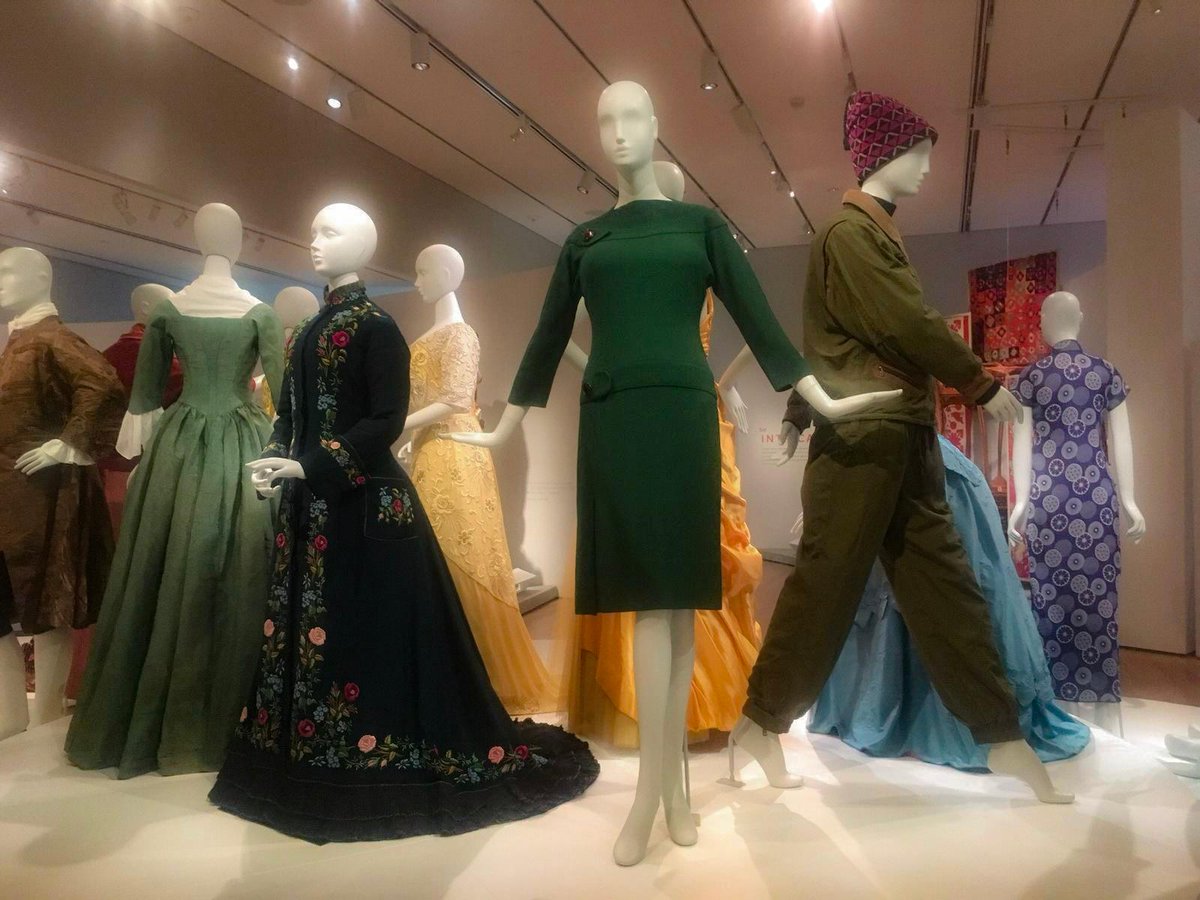 MO_BOSTON's tweet photo. It's #DestinationMOnday! Explore the North Shore and go check out the @peabodyessex Museum's new 40,000-square-foot wing, which is now home to thirteen new exhibitions and collection-based art experiences. #MOBoston #PEM #MOconcierge #PEMfashionanddesign https://t.co/Gtic3njpOM